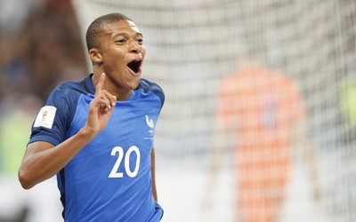 中欧电竞精华-久保建英西甲进球上双创亚洲纪录