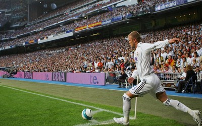 中欧电竞快讯-久保建英轻巧挑射越过门将